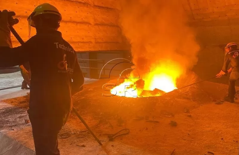 فرن الحث بدون قلب ذو التردد المتوسط